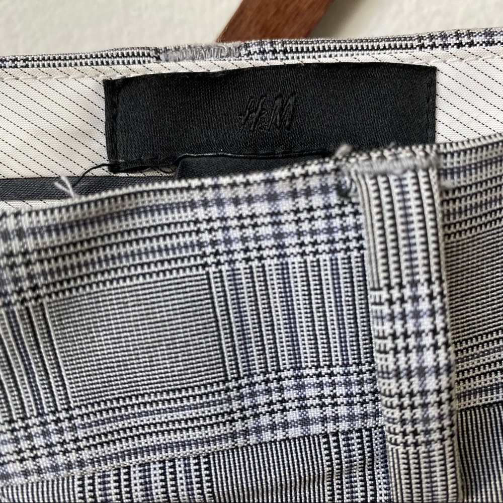 H&M Plaid Slim Fit Pants - Picture 3 of 12